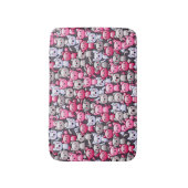 かわいいかわいいの落書き猫2が付いているパターン バスマット (正面縦)