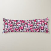 かわいいかわいいの落書き猫2が付いているパターン ボディピロー (正面)