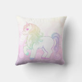 かわいいかわいいの虹は名前のユニコーンの子馬を着色しました クッション (裏面)