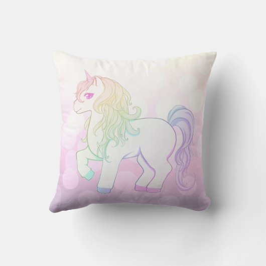 かわいいかわいいの虹は名前のユニコーンの子馬を着色しました クッション (裏面)