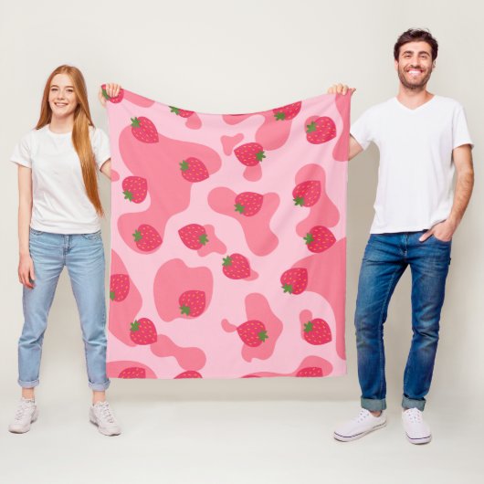 かわいいかわいいイチゴ牛のパターン フリースブランケット (インサイチュ)