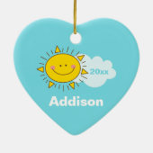 かわいいかわいいハッピーサンシャインベビー初めてのクリスマス セラミックオーナメント (裏面)