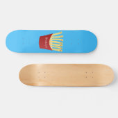 かわいいかわいいフライドファストフード漫画イラストレーション スケートボード (横)