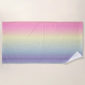 かわいいかわいいユニコーンピンクパステルのレインボーカラー ビーチタオル (正面)