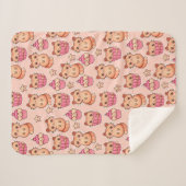 かわいいかわいい猫とカップケーキのピンク シェルパブランケット (正面(横))