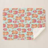 かわいいかわいい猫カップケーキピンクとブルーのパターン シェルパブランケット (正面(横))