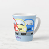 かわいいかわいい車の漫画イラストレーション カフェラテマグ (右アングル)