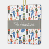 かわいいくるみ割りパーソナライズされたクリスマス セラミックオーナメント (左)