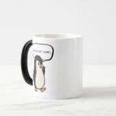 かわいいけれどいたずら好きなペンギン モーフィングマグカップ (正面左)