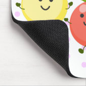 かわいいさくらんぼトマト漫画イラストレーション マウスパッド (コーナー)