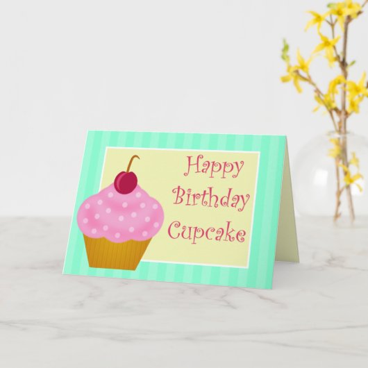 かわいいさくらんぼハッピーバースデーカップケーキカード カード (黄色い花)