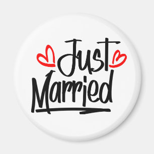 かわいいたった今結婚しました結婚の新婚花嫁夫人 マグネット