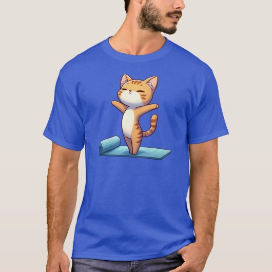 かわいいちびキャラのヨガをするネコのイラスト Tシャツ (正面)