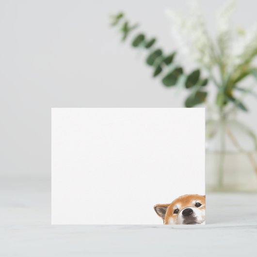 かわいいのぞき込む犬 ポストカード (スタンド正面)