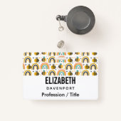 かわいいのまわりにと虹のパターン バッジ (正面リトラクタブル付き)