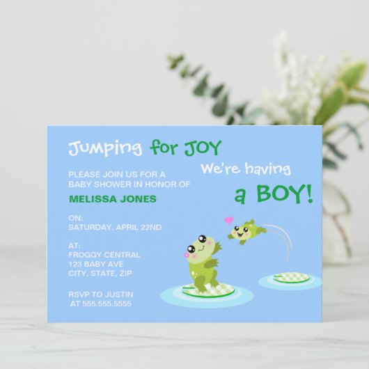 かわいいのカエルは喜びのためにジャンプ青い男の子ベビーシャワー 招待状 (スタンド正面)