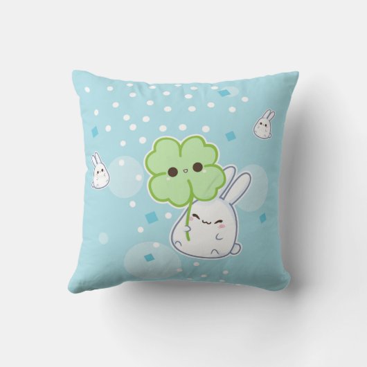 かわいいのクローバーが付いているかわいく白いバニー クッション (裏面)