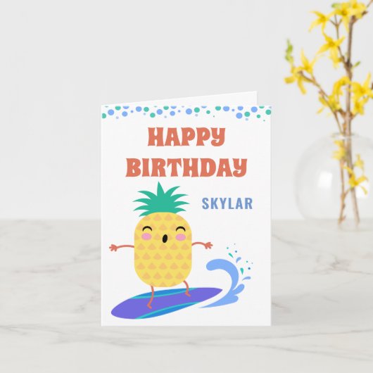 かわいいのパイナップルサーファーのハッピーバースデーのプールを囲んでのパーティ カード (黄色い花)