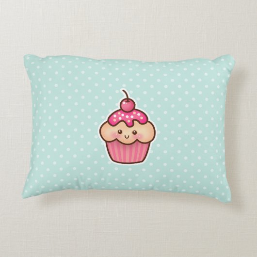 かわいいのピンクのカップケーキおよびかわいく真新しく青い水玉模様 アクセントクッション (裏面)