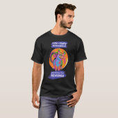 かわいいふわふわ愛らしい復讐を企てるネコ Tシャツ (正面フル)