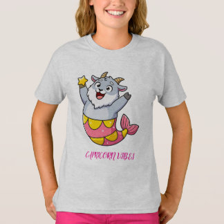 かわいいやぎ座の人魚の星座キャラクター Tシャツ