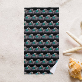 かわいいよくはしゃぐカワウソの柄 ビーチタオル