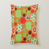 かわいいりんごのイラストレーションパターン アクセントクッション (正面(垂直))