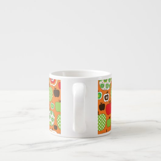 かわいいりんごのイラストレーションパターン エスプレッソカップ (裏面)