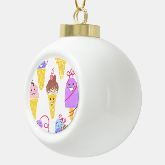 かわいいアイスクリーム、かわいい、シームレスなパターン。 セラミックボールオーナメント (右)