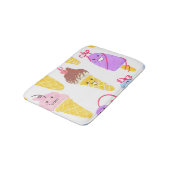 かわいいアイスクリーム、かわいい、シームレスなパターン。 バスマット (アングル)