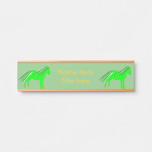 かわいいアイリッシュグリーンと金ゴールドユニコーンカスタム サインプレート (正面)