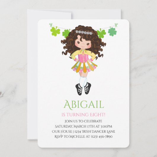 かわいいアイリッシュダンスブルネットガールシャームロック誕生日 招待状 (正面)