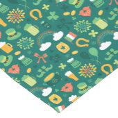 かわいいアイルランドアイコンパターン ショートテーブルランナー (コーナー)