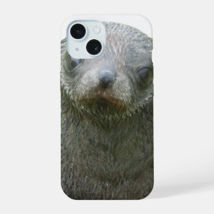 かわいいアザラシの赤ちゃん iPhone 15 カバー