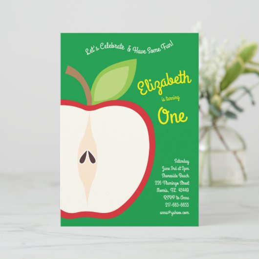 かわいいアップルフルーツキッズ1st誕生日パーティー秋 招待状 (スタンド正面)