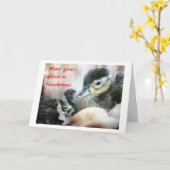 かわいいアヒルの子を生まれたばかりの持っていると聞く カード (黄色い花)