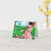 かわいいアフリカの女の子のイースターエッグハント| スイートイースター カード (黄色い花)