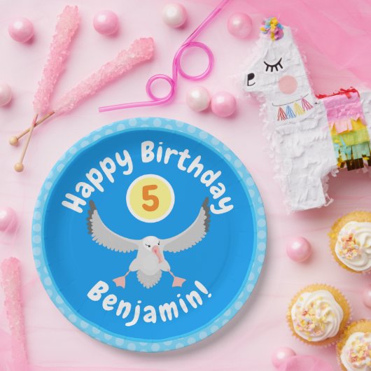 かわいいアホウドリ飛んでいるのイラストレーション ペーパープレート (パーティー)