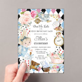 かわいいアリスinワンダーランド誕生日ティーパーティー アクリル招待状 (インサイチュ (ポータブル))