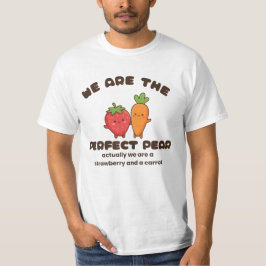 かわいいイチゴとニンジンのキャラクターデザイン Tシャツ