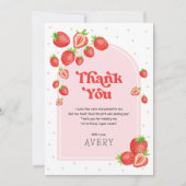 かわいいイチゴのベリーの最初の誕生日 サンキューカード (正面)