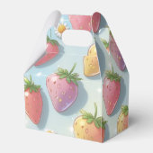 かわいいイチゴのレインボーバースデーパーティー フェイバーボックス (正面サイド)