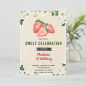 かわいいイチゴの誕生日カード 招待状 (スタンド正面)