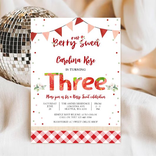 かわいいイチゴの誕生日招待状 招待状