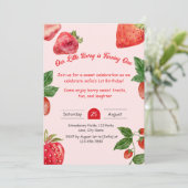 かわいいイチゴの1歳誕生日招待状 招待状 (スタンド正面)