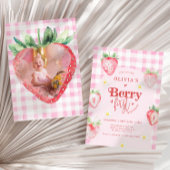 かわいいイチゴデイジーベリーファーストフォト誕生日 招待状