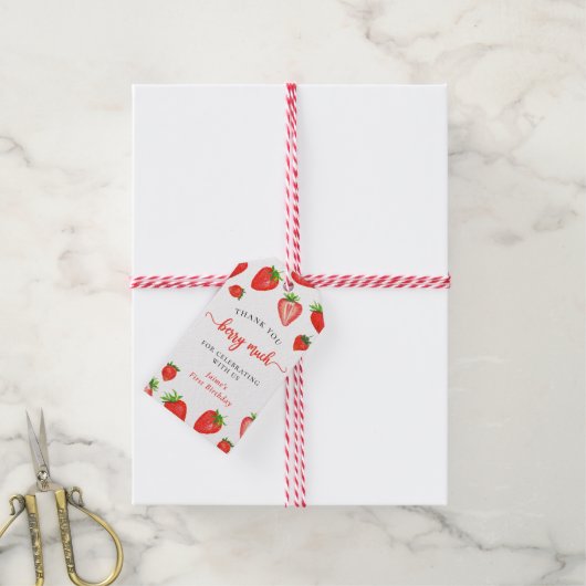 かわいいイチゴ1st誕生日サンキューベリー多く ギフトタグ (より糸付き)