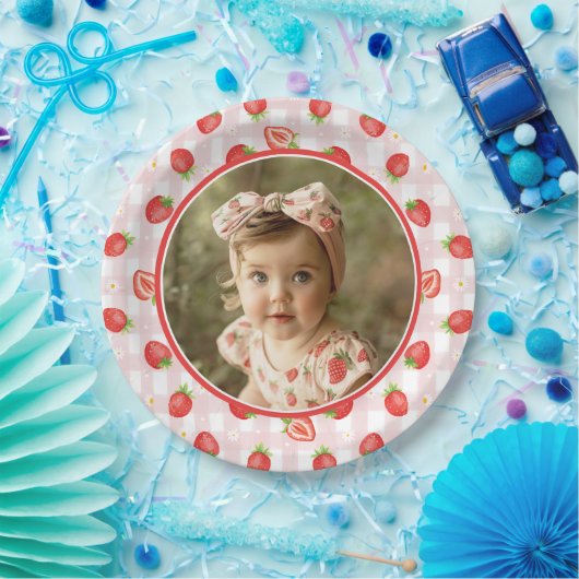 かわいいイチゴ1st誕生日ベリーの最初の写真 ペーパープレート (パーティー)