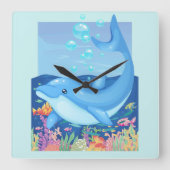 かわいいイルカが海の幸をバブルズ スクエア壁時計 (正面)