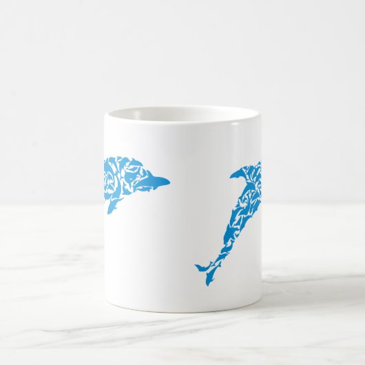 かわいいイルカの形を形作っている青いイルカ コーヒーマグカップ (中央)